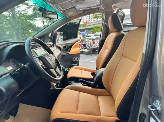 Toyota Innova 2.0E 2022 - BH chính hãng Toyota Sure