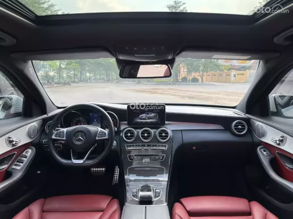 Mercedes-Benz C300 AMG 2016 - Màu trắng nội thất đỏ rất mới