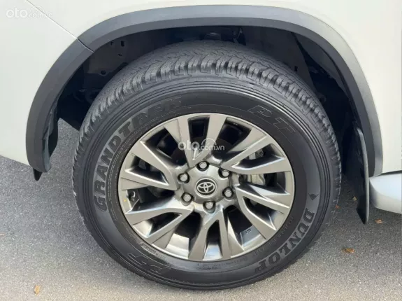 Toyota Fortuner 2.7V 2021 - Xe đẹp zin, một chủ biển Hà Nội