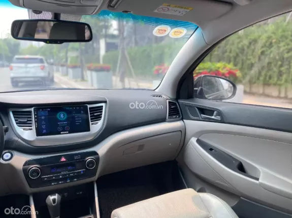 Hyundai Tucson 2.0 Đặc biệt 2016 - Chất