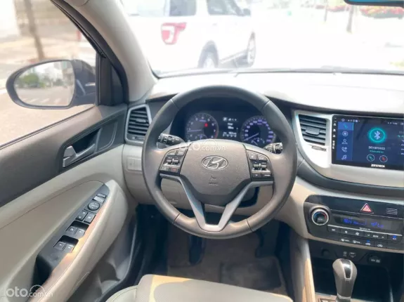 Hyundai Tucson 2.0 Đặc biệt 2016 - Chất