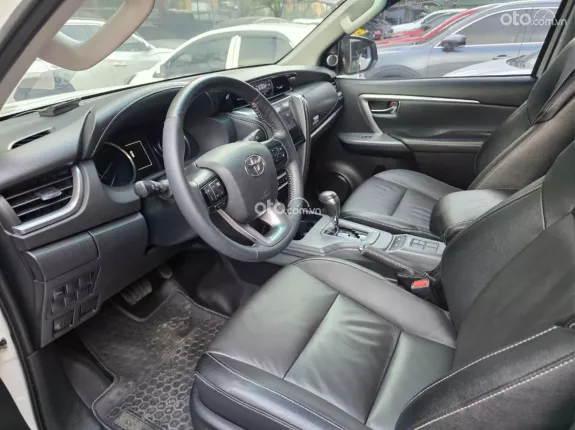 Toyota Fortuner 2.4G 4x2 AT  2023 - Mới lắm