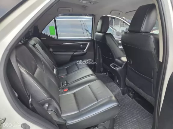 Toyota Fortuner 2.4G 4x2 AT  2023 - Mới lắm