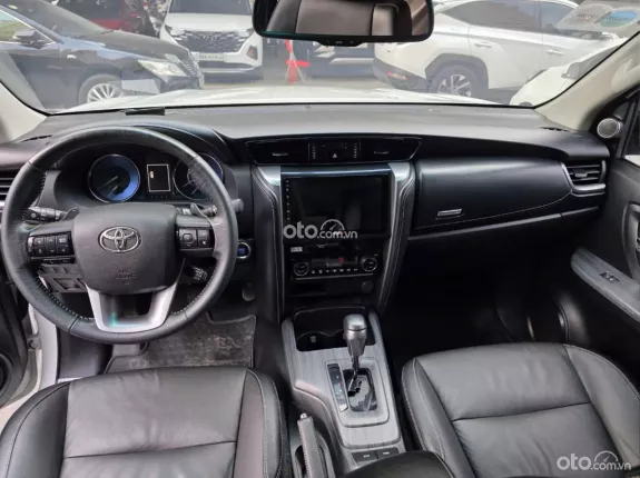 Toyota Fortuner 2.4G 4x2 AT  2023 - Mới lắm