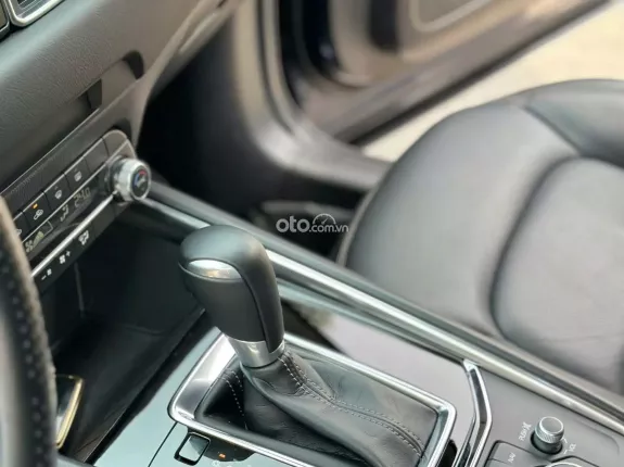 Mazda CX-5 2.0 Luxury 2025 - Một chủ từ mới chuẩn km đi