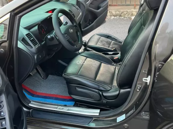 Kia K3 1.6AT 2015 - Xe chất, máy số keo chỉ zin. Màn hình, cam lùi đủ. Nội ngoại thất đẹp Mọi chức năng hoàn