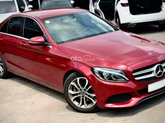 Mercedes-Benz C200 2017 - Model 2018 tư nhân 1 chủ từ đầu