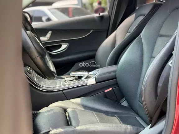 Mercedes-Benz C200 2017 - Model 2018 tư nhân 1 chủ từ đầu