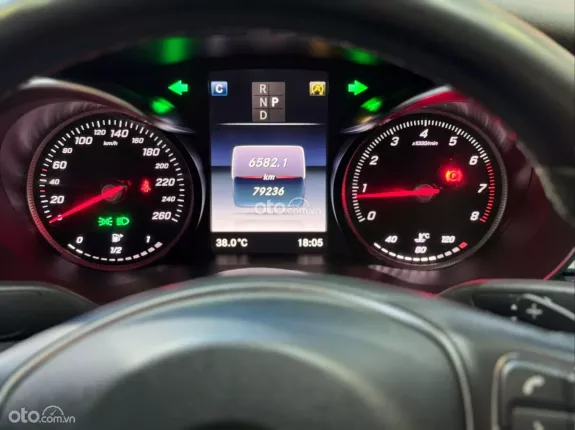 Mercedes-Benz C200 2017 - Model 2018 tư nhân 1 chủ từ đầu