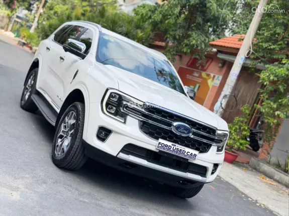 Ford Everest Titanium 2.0L AT 4WD 2024 - FORD EVEREST 2024 TITANIUM BI-TURBO 4x4 1 chủ chạy lướt