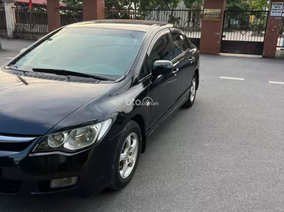 Honda Civic 1.8 MT 2007 - Xe tốt, không lỗi. Máy số keo chỉ còn zin. Nội ngoại thất đẹp. Mọi chức năng còn rất tố