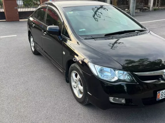 Honda Civic 1.8 MT 2007 - Xe tốt, không lỗi. Máy số keo chỉ còn zin. Nội ngoại thất đẹp. Mọi chức năng còn rất tố