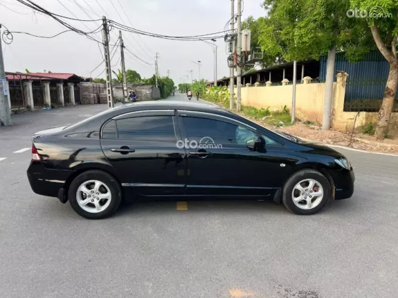 Honda Civic 1.8 MT 2007 - Xe tốt, không lỗi. Máy số keo chỉ còn zin. Nội ngoại thất đẹp. Mọi chức năng còn rất tố