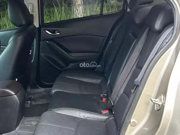 Mazda 3 1.6 AT 2017 - Phanh điện tử