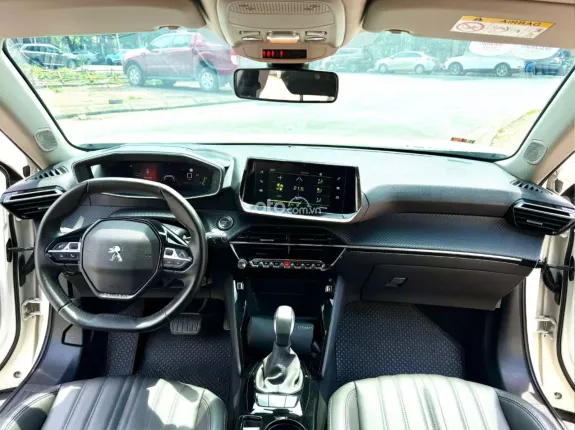 Peugeot 2008 GT Line 2021 - Model 2022 siêu đẹp, tư nhân chính chủ