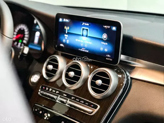 Mercedes-Benz GLC 200 2019 - Xe đẹp - Một chủ mua mới