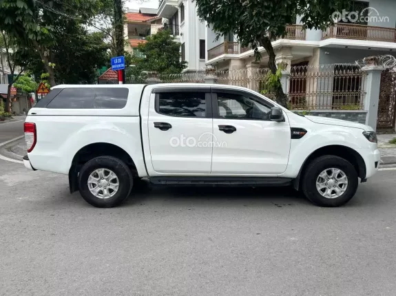 Ford Ranger XLS 2.2 4x2 AT 2017 - Bán xe