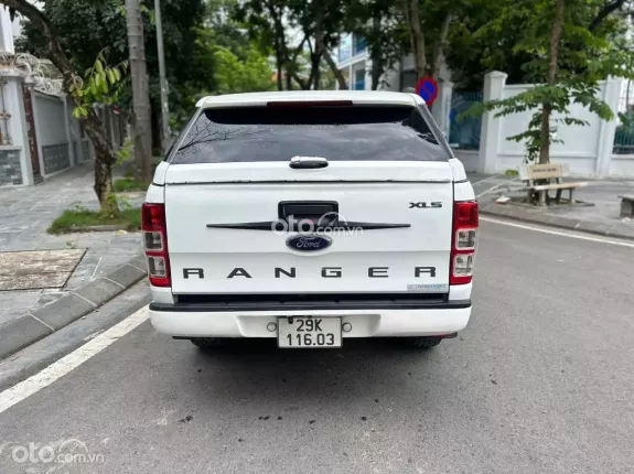 Ford Ranger XLS 2.2 4x2 AT 2017 - Bán xe