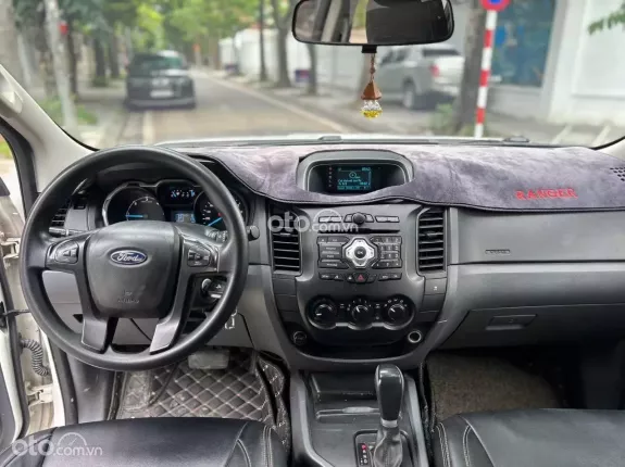 Ford Ranger XLS 2.2 4x2 AT 2017 - Bán xe