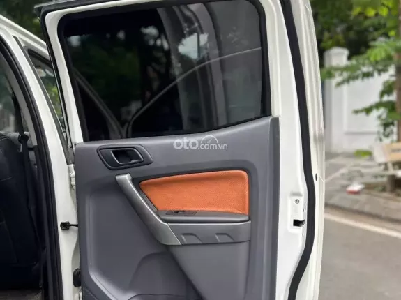 Ford Ranger XLS 2.2 4x2 AT 2017 - Bán xe