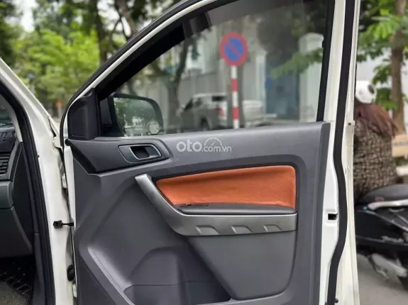 Ford Ranger XLS 2.2 4x2 AT 2017 - Bán xe
