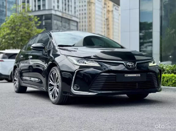 Toyota Corolla Altis 1.8 V 2022 - Odo 4.3v km BH chính hãng