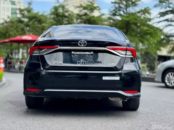 Toyota Corolla Altis 1.8 V 2022 - Odo 4.3v km BH chính hãng