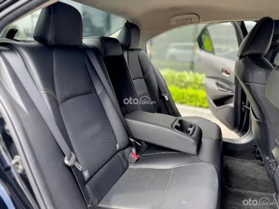 Toyota Corolla Altis 1.8 V 2022 - Odo 4.3v km BH chính hãng