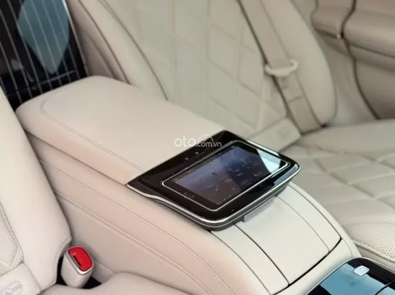 Mercedes-Benz Maybach S450 4Matic 2022 - MAYBACH S450 2022