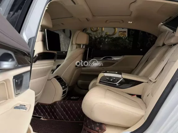 BMW 730Li Pure Excellence 2020 - Xe lăn bánh siêu lướt 3.055km