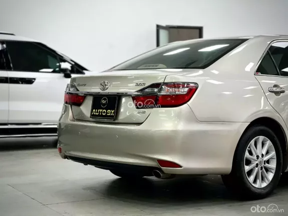 Toyota Camry 2.0E 2015 - ĐẲNG CẤP CHỦ TỊCH - XE ĐẸP CÓ SẴN GIAO NGAY