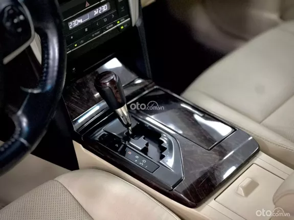 Toyota Camry 2.0E 2015 - ĐẲNG CẤP CHỦ TỊCH - XE ĐẸP CÓ SẴN GIAO NGAY
