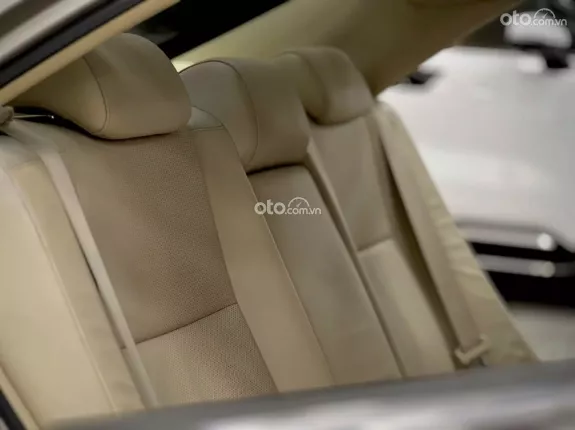 Toyota Camry 2.0E 2015 - ĐẲNG CẤP CHỦ TỊCH - XE ĐẸP CÓ SẴN GIAO NGAY