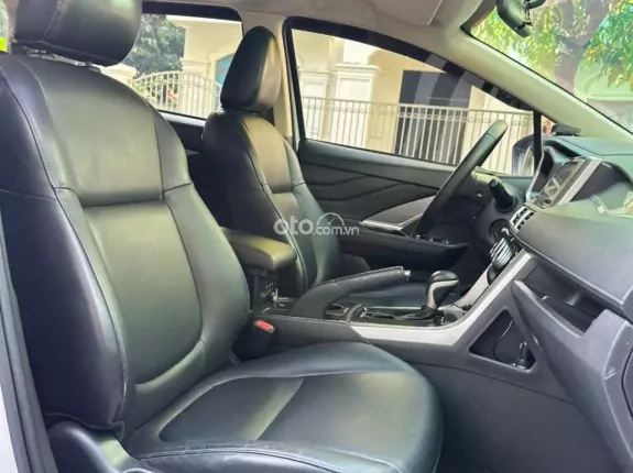 Mitsubishi Xpander 1.5 AT  2020 - Động cơ xăng 1.5L mạnh mẽ, hộp số tự động mượt mà