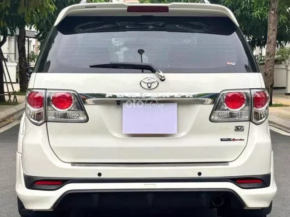 Toyota Fortuner 2.7V TRD 4x4 2015 - Phiên bản cao cấp 2 cầu full option