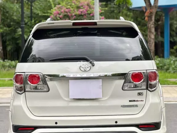 Toyota Fortuner 2.7V TRD 4x2 2014 - SUV 7 chỗ thể thao mạnh mẽ, bền bỉ