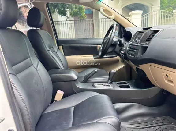 Toyota Fortuner 2.7V TRD 4x2 2014 - SUV 7 chỗ thể thao mạnh mẽ, bền bỉ