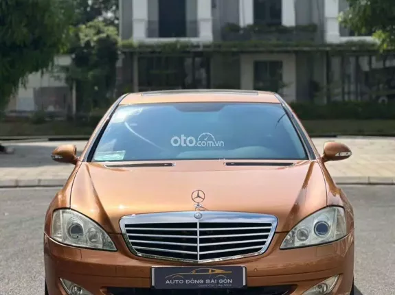 Mercedes-Benz S500 2008 - Trang bị nhiều phụ kiện