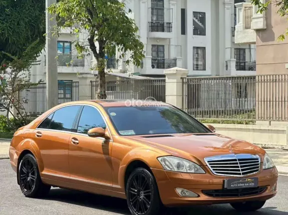 Mercedes-Benz S500 2008 - Trang bị nhiều phụ kiện