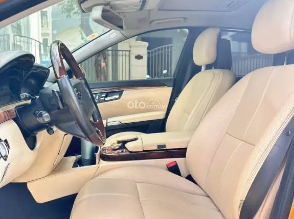 Mercedes-Benz S500 2008 - Trang bị nhiều phụ kiện