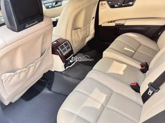Mercedes-Benz S500 2008 - Trang bị nhiều phụ kiện
