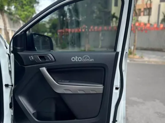Ford Ranger XLS 2.2 4x2 AT 2022 - Bán xe