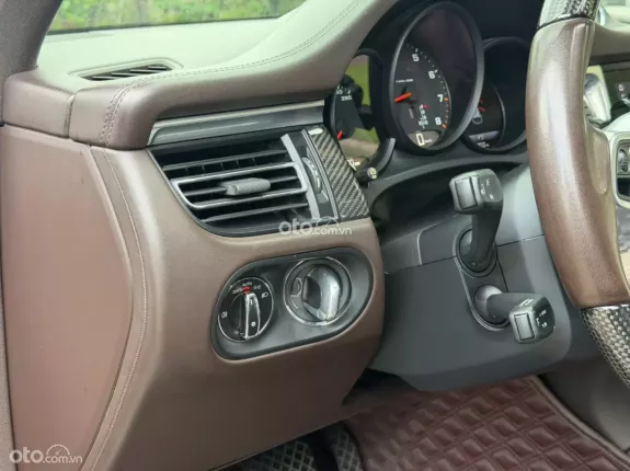 Porsche Macan 2.0 2018 - Xám nâu