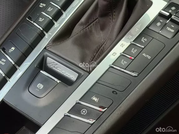 Porsche Macan 2.0 2018 - Xám nâu