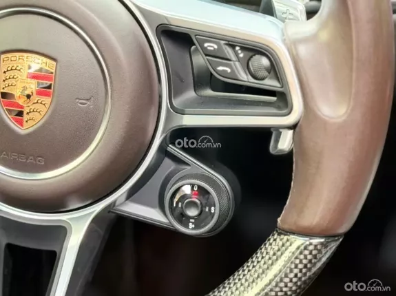 Porsche Macan 2.0 2018 - Xám nâu