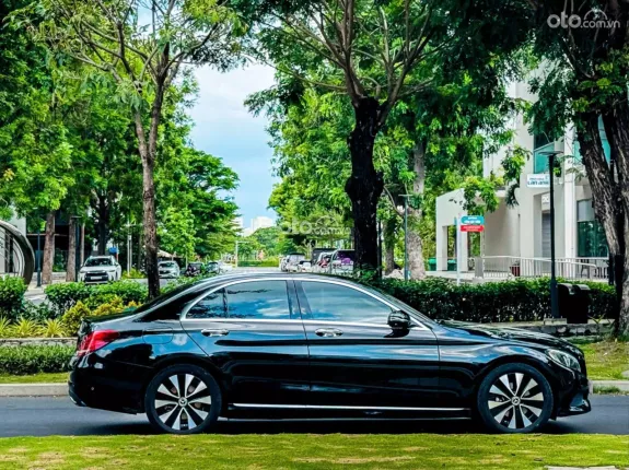 Mercedes-Benz C200 2.0 AT 2015 - Màn hình Android cảm ứng tràn viền