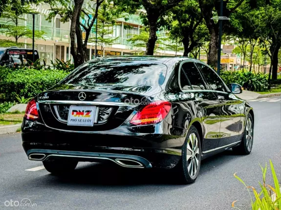 Mercedes-Benz C200 2.0 AT 2015 - Màn hình Android cảm ứng tràn viền