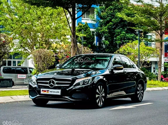 Mercedes-Benz C200 2.0 AT 2015 - Màn hình Android cảm ứng tràn viền