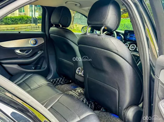 Mercedes-Benz C200 2.0 AT 2015 - Màn hình Android cảm ứng tràn viền