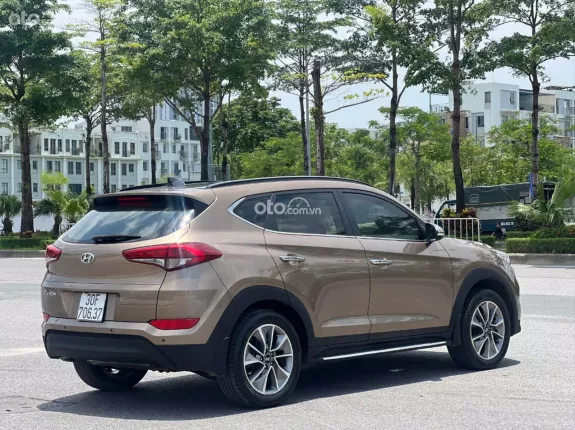 Hyundai Tucson 2.0 Đặc biệt 2019 - Vận hành êm ái, tiết kiệm chi phí sử dụng, phù hợp cho cá nhân kinh doanh